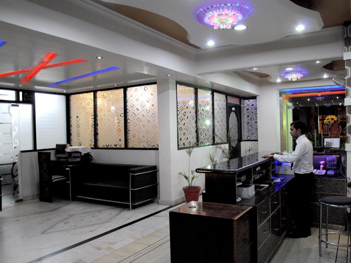 Hotel Fabexpress Alpine à Agra  Extérieur photo