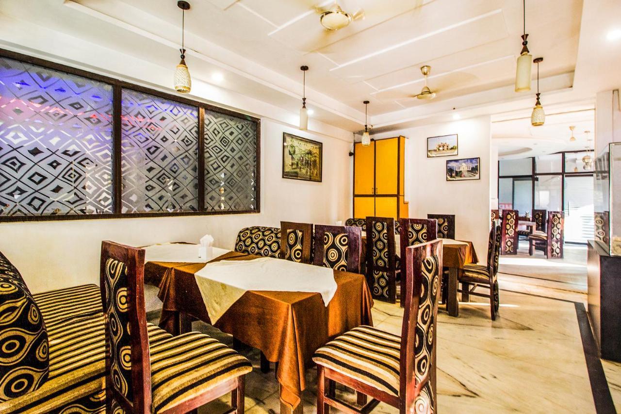 Hotel Fabexpress Alpine à Agra  Extérieur photo